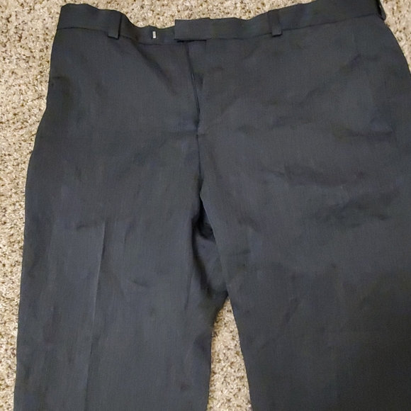 Kenneth Cole Reaction Straight-fit texture stria - Picture 2 of 4